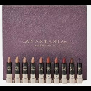 Anastasia matte lipstick set